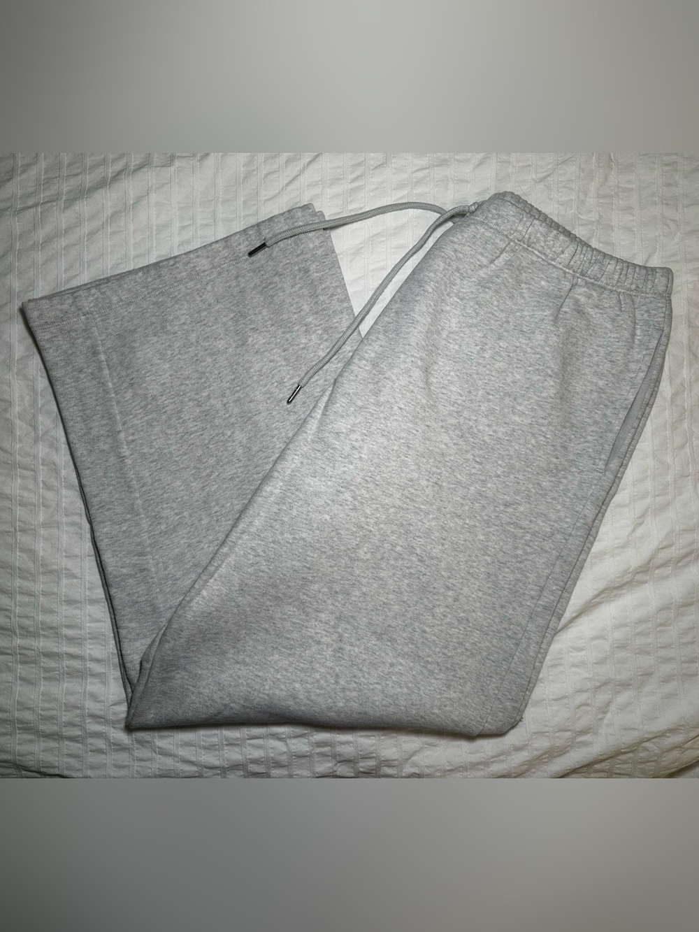 PINK Victoria's Secret Light Gray Fleece Sweatpants